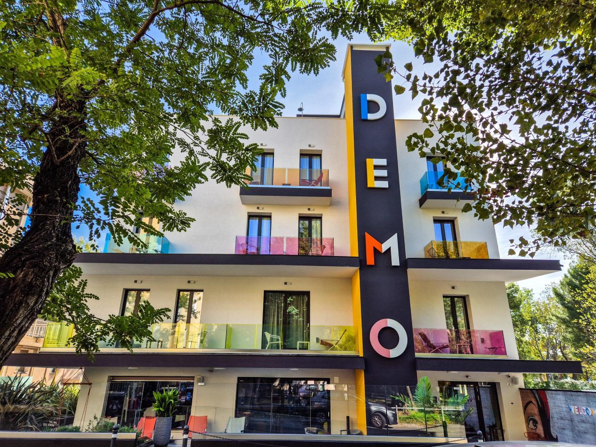 Otel Demo Design Emotion